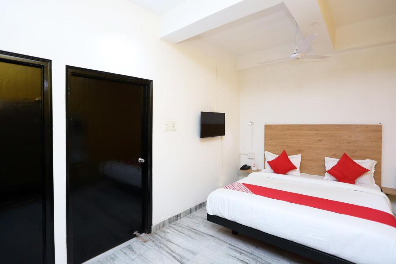Oyo 19166 Sona Mansion Hotel Kanpur Exterior foto
